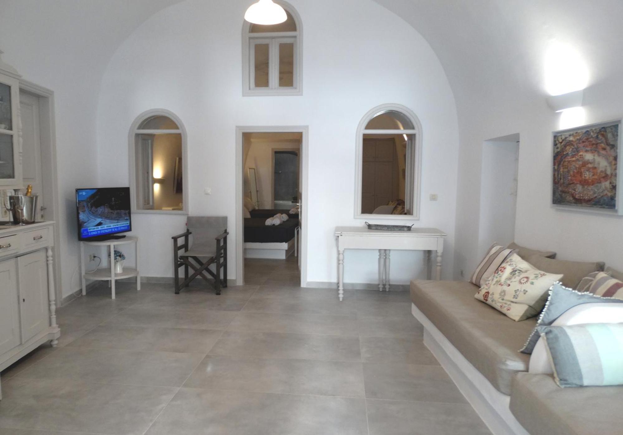 ثيرا Yposkafo Suites - Villa - Santorini المظهر الخارجي الصورة